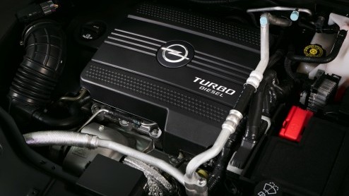 Opel ondersteunt productoffensief met aannemen van 350 nieuwe ingenieurs. Moet bijdragen aan komst 23 nieuwe modellen en 13 nieuwe motoren tot en met 2016.