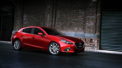 Mazda heeft de nieuwe Mazda3 onthuld. Ontwikkeld volgens SkyActiv-filosofie. Vanaf oktober bij dealer. Prijzen nog niet bekend.