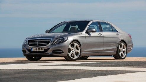 Nieuwe Mercedes-Benz S-Klasse W222 een feit. Prijzen vanaf 94.650 euro. Verkrijgbaar als benzine, hybrid en bluetec diesel.
