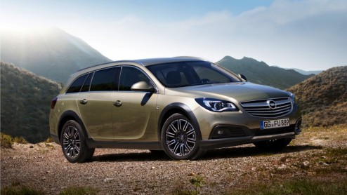 Opel introduceert Insignia Country Tourer als stoere variant van de Sports Tourer. Debuut op IAA Frankfurt in september.