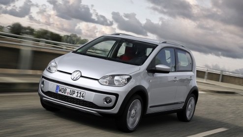 Volkswagen cross up is nu te bestellen bij de dealer maar staat vanaf november in de showroom. Prijzen beginnen bij 14.260 euro.