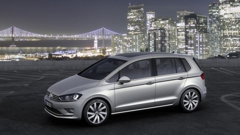 Volkswagen Golf Sportsvan als studiemodel naar IAA. Opvolger Golf Plus met verschuifbare achterbank en nieuwe veiligheidssystemen.