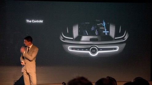 Volvo XC90 laat zijn gezicht zien en komt in 2014 op de markt