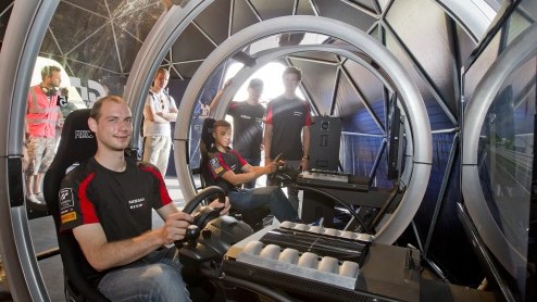 De Nissan GT Academy leidt de beste PlayStation-coureur op tot autocoureur. Tot 29 juli kunnen gamers zich online plaatsen voor de nationale finale.