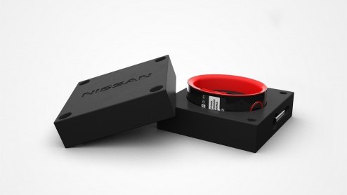 Nissan komt met een heuse smartwatch. De Nismo Watch Concept is een intelligent horloge dat de prestaties van zowel de auto als de bestuurder registreert.