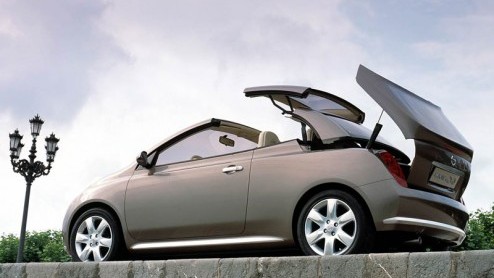 VWE, het centrum voor voertuiginformatie en documentatie, heeft uitgezocht wat typische mannenautos en typische vrouwenautos zijn. Er is een duidelijk verschil tussen de occasionvoorkeur van de man