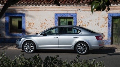 Als Volkswagen met een nieuwe Golf komt, staan de varianten van de dochtermerken meestal al in de coulissen te trappelen. Begin december konden we al kennis maken met de nieuwe Seat Leon en nu is de S