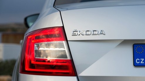 Als Volkswagen met een nieuwe Golf komt, staan de varianten van de dochtermerken meestal al in de coulissen te trappelen. Begin december konden we al kennis maken met de nieuwe Seat Leon en nu is de S