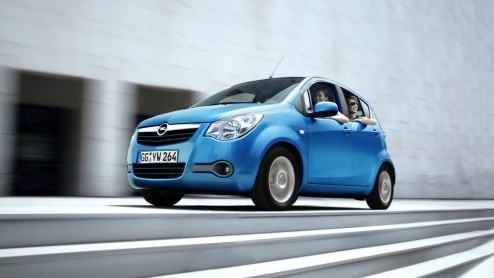 Op basis van de Berlin-uitvoeringen komt Opel met een gelimiteerde Berlin+-uitvoering voor de Agila. Concreet: een hele reeks aan extra features tegen een bescheiden prijs van onder de tien mille.