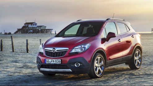 Met de Mokka begeeft Opel zich, voor het eerst, in het segment van de steeds populairder wordende mini-SUVs. Het is ook voor het eerst dat een Duits automerk zich in dit deel van de markt waagt. Een