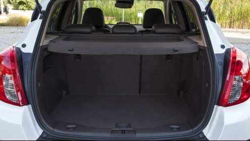 Met de Mokka begeeft Opel zich, voor het eerst, in het segment van de steeds populairder wordende mini-SUVs. Het is ook voor het eerst dat een Duits automerk zich in dit deel van de markt waagt. Een