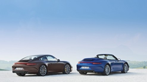 Porsche breidt het modelprogramma van de nieuwe 911 uit met de 911 Carrera 4. Het model is voorzien van actieve vierwielaandrijving en debuteert tijdens de Autosalon van Parijs eind september. Prijzen
