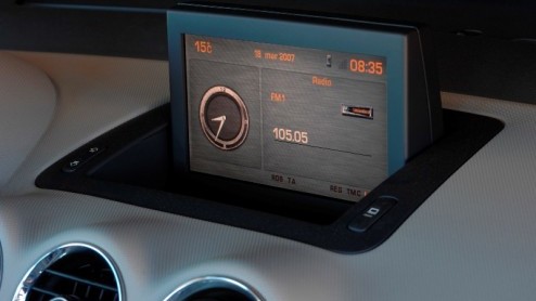 De Peugeot 308 is pas korte tijd op de markt, maar om vooral de zakelijke rijder zich nog lekkerder te laten voelen, komen de Fransen met het Pack Business op de proppen, wat nog meer luxe, maar tegen