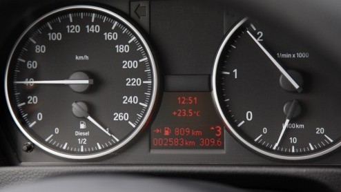 De laatste paar maanden voor de huidige BMW 3 Serie zijn geteld. Voor dat het zover is heeft BMW de 320d Touring EfficientDynamics Edition in de aanbieding. Letterlijk. Zakelijke rijders rijden dan, v