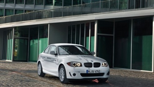 Volgende week geeft BMW het startsein voor een praktijktest met de 1 Serie ActiVeE in Nederland. Op 2 februari wordt het eerste exemplaar uit een reeks van dertig officieel de weg op gestuurd. Gelijkt