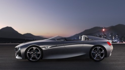 BMW toont in Genve opzienbarend nieuws. Zo staat de BMW Vision ConnectedDrive in de spotlights, een integraalauto waarbij 'de bestuurder controle heeft over de auto als een spin over zijn web' door