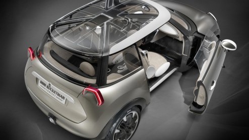 Mini onthult in Genve de Rocketman Concept. Dit studiemodel is vervaardigd uit een lichtgewicht carbon spaceframe, heeft de lengte van de Classic Mini en een variabel 3+1 interieur. Het nieuwe kleint