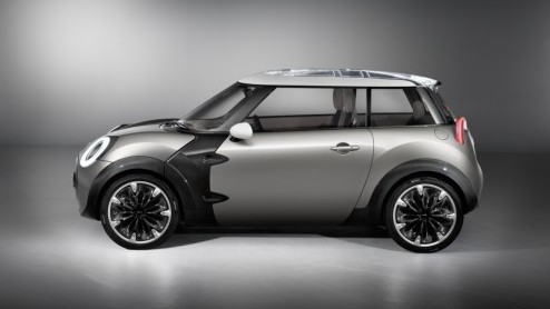 Mini onthult in Genve de Rocketman Concept. Dit studiemodel is vervaardigd uit een lichtgewicht carbon spaceframe, heeft de lengte van de Classic Mini en een variabel 3+1 interieur. Het nieuwe kleint