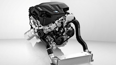 Het is een publiek geheim geweest dat BMW zich toegelegd heeft op de ontwikkeling van driecilinders. Deze staaltjes downsizing zijn onderdeel van de volledig nieuwe motorenfamilie die ook uit vier- en