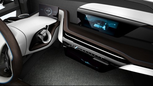 Het submerk BMW i van BMW wordt steeds meer werkelijkheid. De Duitsers presenteren de i3 Concept en i8 Concept, twee studiemodellen die een totaal nieuwe kijk moeten geven op individuele mobiliteit.