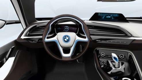 Het submerk BMW i van BMW wordt steeds meer werkelijkheid. De Duitsers presenteren de i3 Concept en i8 Concept, twee studiemodellen die een totaal nieuwe kijk moeten geven op individuele mobiliteit.