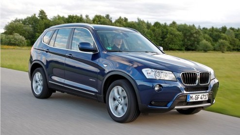 BMW blijft het modelgamma verder 'downsizen' met viercilinders. Nadat de X3 xDrive23i met zes cilinders werd vervangen door de nieuwe xDrive20i vierpitter is binnenkort de xDrive28i aan de beurt. Ook