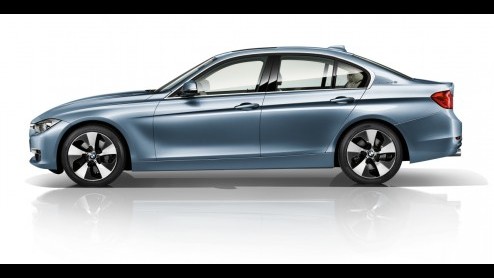 In de herfst van 2012 introduceert BMW de 3 Serie hybride onder de naam ActivHybrid 3, die dankzij een drieliter zescilinder en elektromotor voor zowel kracht als zuinigheid gaat. Voor minder doen de