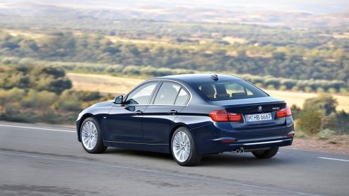 De nieuwe BMW 3 Serie is bijna onthuld. Als voorafje geeft BMW alvast de eerste details en specificaties vrij. Kern van het woord: sportiever, zuiniger en louter turbomotoren. In februari staat het ni