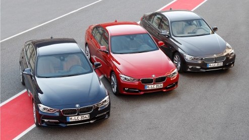 Zoals eerder door BMW aangekondigd wordt de nieuwe 3 Serie leverbaar met xDrive vierwielaandrijving. De importeur heeft de prijzen inmiddels paraat.