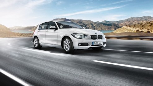 BMW breidt het 1 Serie leveringsprogramma uit met de 125i en 125d met nieuwe 2.0 liter viercilindermotoren. Bovendien verschijnt de 116d EfficientDynamics Edition ten tonele die slechts 99 gram CO2 ui