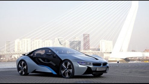 Vandaag heeft BMW tijdens het Mobility of the Future evenement bekend gemaakt naar een marktaandeel van 5-15% met elektrische of hybridemodellen in 2020 te streven. De Duitsers zetten dit doel kracht