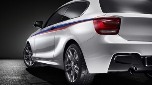 Op de autosalon van Geneve presenteert BMW een concept studie van de BMW M Performance. Met een zescilinder aangedreven benzinemotor moet deze compacte snelhuidsduivel de 1 serie een nog dynamischer e
