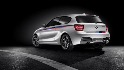 Op de autosalon van Geneve presenteert BMW een concept studie van de BMW M Performance. Met een zescilinder aangedreven benzinemotor moet deze compacte snelhuidsduivel de 1 serie een nog dynamischer e