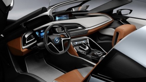 BMW onthult de BMW i8 Concept Spyder. Na de BMW i3 Concept en de BMW i8 Concept het derde studiemodel van BMW i. De hightech open tweezitter beleeft op 23 april op de Beijing Motor Show zijn wereldpre