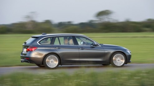 Meestal doet ze er in Mnchen wat langer over, maar ditmaal hebben ze de Touring al een half jaar na het verschijnen van de nieuwe BMW 3-serie Sedan klaar. Hij is een beetje gegroeid, maar vooral de b