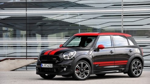 De snelste MINI Countryman is onderweg naar de dealer. Vanaf december staat de nieuwe Mini John Cooper Works Countryman in de showroom. Met 218 pk en vierwielaandrijving, voor 45.580 euro.