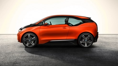 De Los Angeles Motor Show opent vandaag de deuren. BMW presenteert daar de elektrisch aangedreven i3 Concept Coup als wereldprimeur, die volgens de Duitsers het toonbeeld van duurzame luxe is.