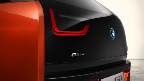 De Los Angeles Motor Show opent vandaag de deuren. BMW presenteert daar de elektrisch aangedreven i3 Concept Coup als wereldprimeur, die volgens de Duitsers het toonbeeld van duurzame luxe is.