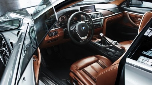 Ja, daar is hij dan, de BMW 4 Serie Coup. Hoewel de opvolger van de tweedeurs 3 Serie nog als Concept wordt gepresenteerd geeft hij al een realistische blik op het eindresultaat. De Duitsers zetten d