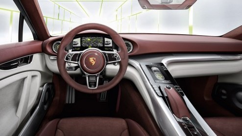 Porsche toont in Parijs deze Panamera Sport Turismo. Een soort shooting brake achtige versie van de Panamera die is gezegend met de nieuwste hybride-technologie van de fabrikant, genaamd e-Hybrid.