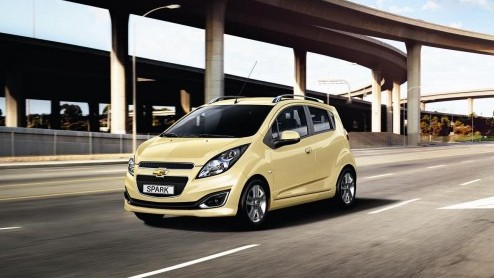 In het kader van 21% BTW, weg ermee! betaalt de Chevrolet-dealer tijdelijk de BTW op de aanschafprijs van de Spark, Aveo, Cruze, Orlando en Captiva. Het voordeel kan oplopen tot bijna 4 mille. De ac