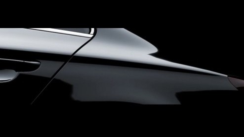 Terwijl het nieuws van de Autoshow in Essen ons om de oren vliegt, liet Volkswagen enkele teasers van het design los omtrent de Passat Coup, als voorbode voor het model zelf en een eigen website die