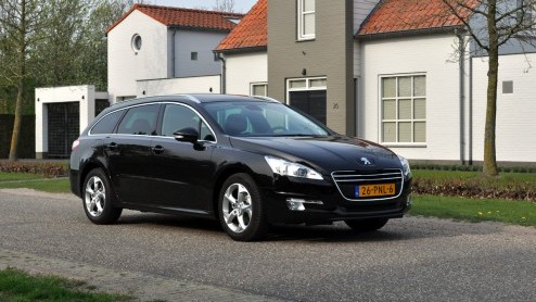 Peugeot neemt na zeven jaar afscheid van de 407 en ook de 607 is intussen met pensioen gestuurd. Aan de 508 en 508 SW de taak om het gemis van beide modellen op te vangen. De ingredinten zijn in iede