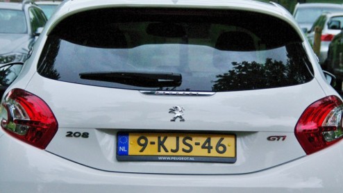 Autotest Peugeot 208 GTI met 1.6 THP 200 pk turbomotor. Wel of geen hot hatch?