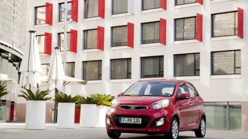 De bestverkochte stadsauto van de afgelopen twee jaar is of een Toyota Aygo, Citroen C1 of Peugeot 107. Als het aan Kia ligt, gaat de nieuwe Picanto dit stokje heel snel overnemen. De Koreanen zetten