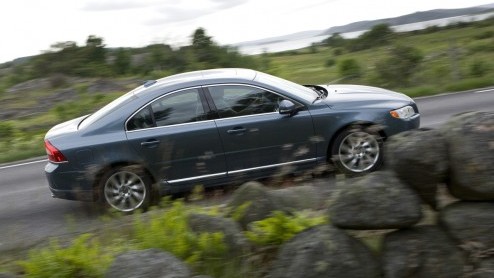 Daar is-ie weer, de Volvo S80 Limited Edition, een actiemodel met vele extra's voor een aantrekkelijke prijs. De extra luxe Zweed is er vanaf 54.995 euro met een T5 benzinemotor of D5 diesel.