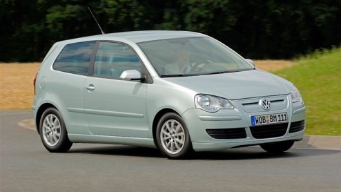 ANWB zet graag de milieukampioen van Nederland in het zonnetje. Het is de Volkswagen Polo Bluemotion geworden. Zijn lage verbruik, 99 gram CO2 uitstoot per kilometer en gemonteerde roetfilter maken de