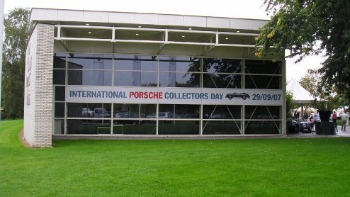 Porsche hield op 29 september voor het eerst in Nederland een verzamelbeurs. Naast ronkende Porsches waren er 80 internationale standhouders en leden aanwezig, met hun collectie Porsche miniaturen, bo