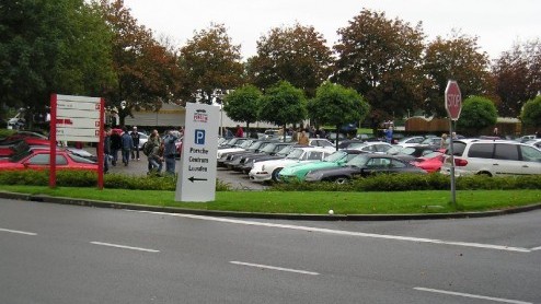 Porsche hield op 29 september voor het eerst in Nederland een verzamelbeurs. Naast ronkende Porsches waren er 80 internationale standhouders en leden aanwezig, met hun collectie Porsche miniaturen, bo