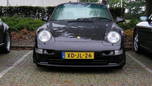 Porsche hield op 29 september voor het eerst in Nederland een verzamelbeurs. Naast ronkende Porsches waren er 80 internationale standhouders en leden aanwezig, met hun collectie Porsche miniaturen, bo